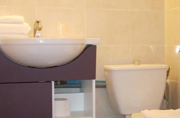 Ξενοδοχείο Lune Etoile 2*