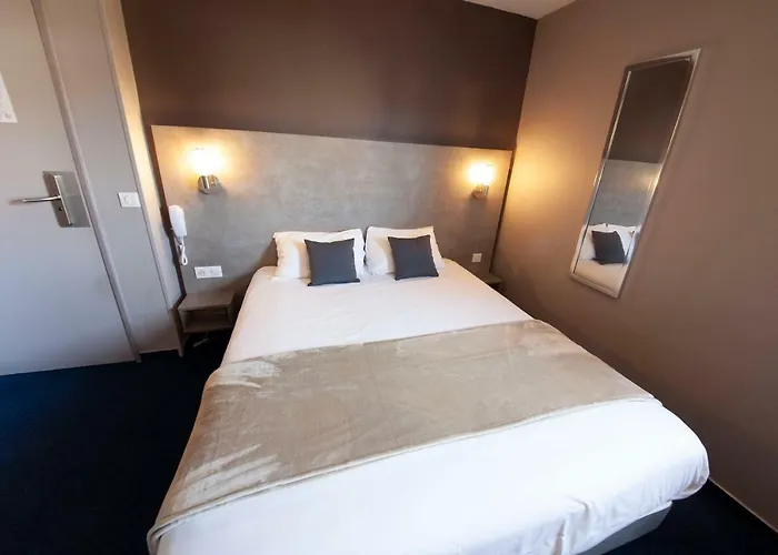 Lune Etoile Κλερμόν Φεράν